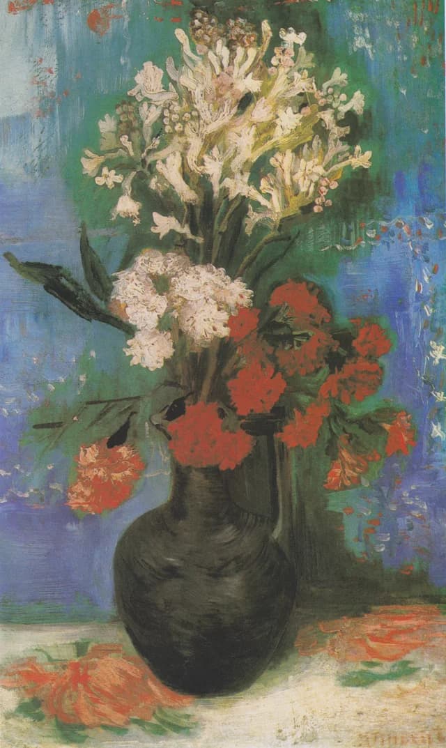 Vaso con garofani e altri fiori